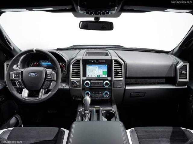 سيارة فورد f-150 رابتور 2017 سيارة فورد f-150 رابتور 2017