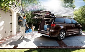 Kia-Carnival-2016-Fund