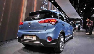The-back-of-the-Hyundai-I20-Active-2016